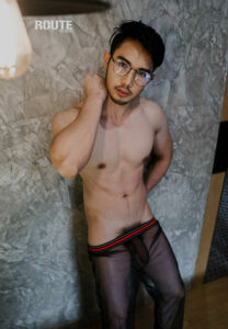 แบท ธนพงศ์