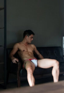 Nine-sofa Ninegawky Jindarat