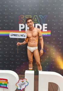 ฟลุ๊ค ธนพงษ์