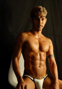 ฟลุ๊ค ธนพงษ์