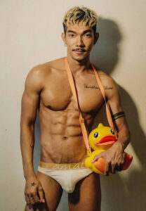 ฟลุ๊ค ธนพงษ์