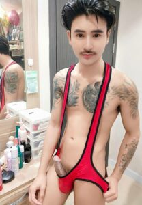 เบส ศิริศักดิ์