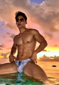 จอห์น กฤตยศ