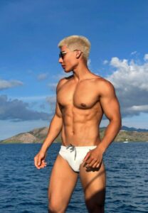 จอห์น กฤตยศ