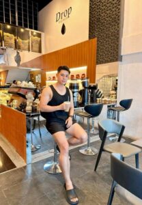 Chris Phitaksin-008-Graceful